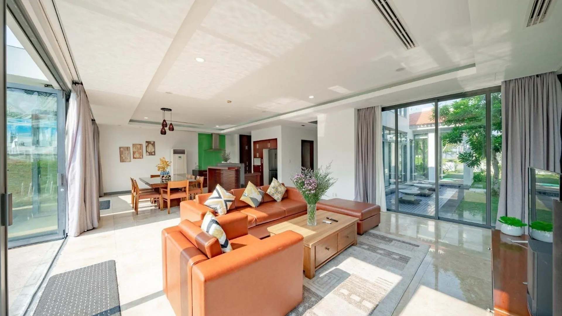Villa Seaview And Apartment -Spa Da Nang Resort By Jt Group 